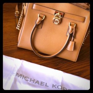 Michael Kors Hamilton style purse